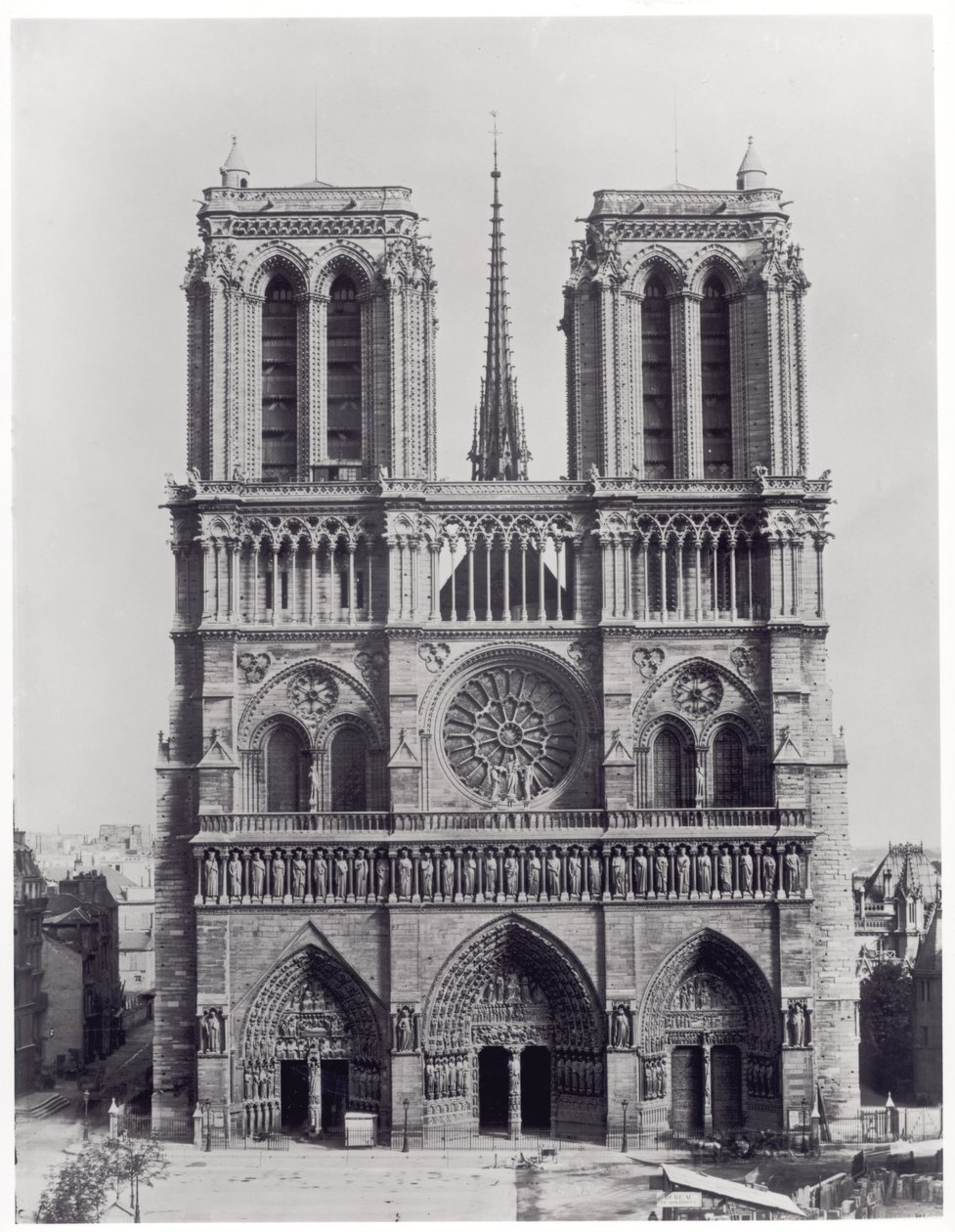 Facciata di Notre-Dame, Parigi, fine XIX secolo da Adolphe Giraudon