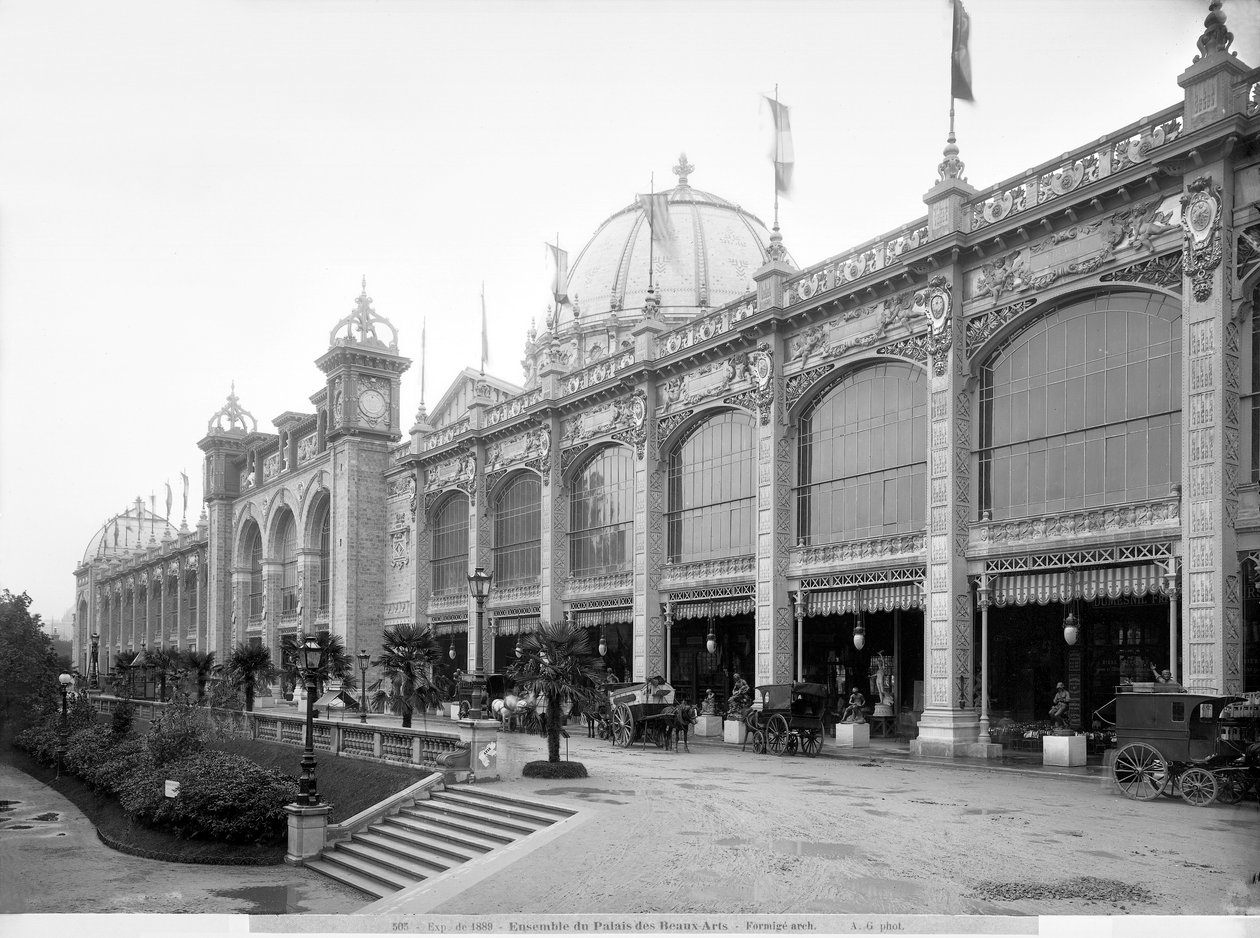 Vista del Palais des Beaux-arts, Esposizione Universale, Parigi, 1889 da Adolphe Giraudon