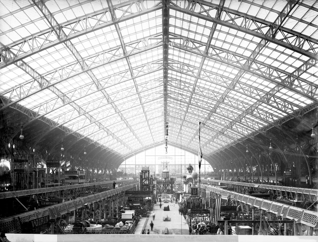 Sala delle macchine, Esposizione Universale, Parigi da Adolphe Giraudon