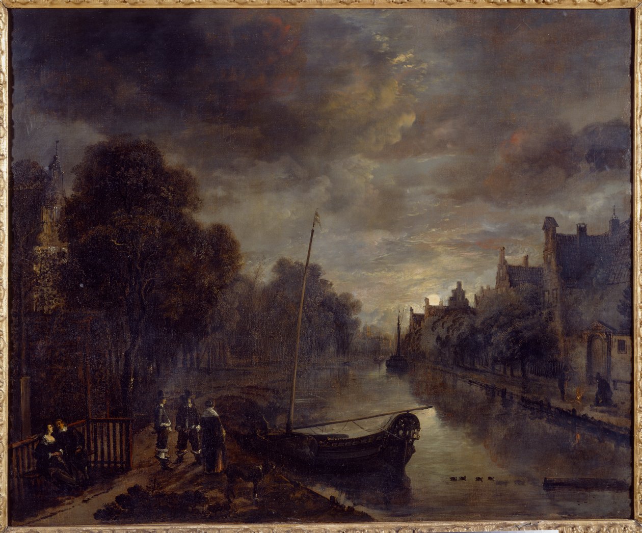 Un canale in una città olandese al chiaro di luna da Aert van der Neer