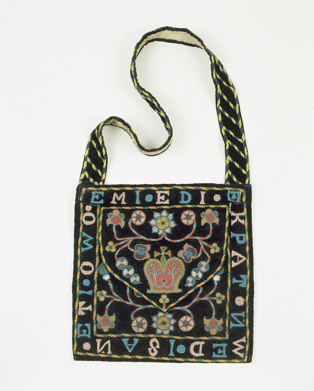Borsa con perline, fine XIX secolo, Nigeria da African