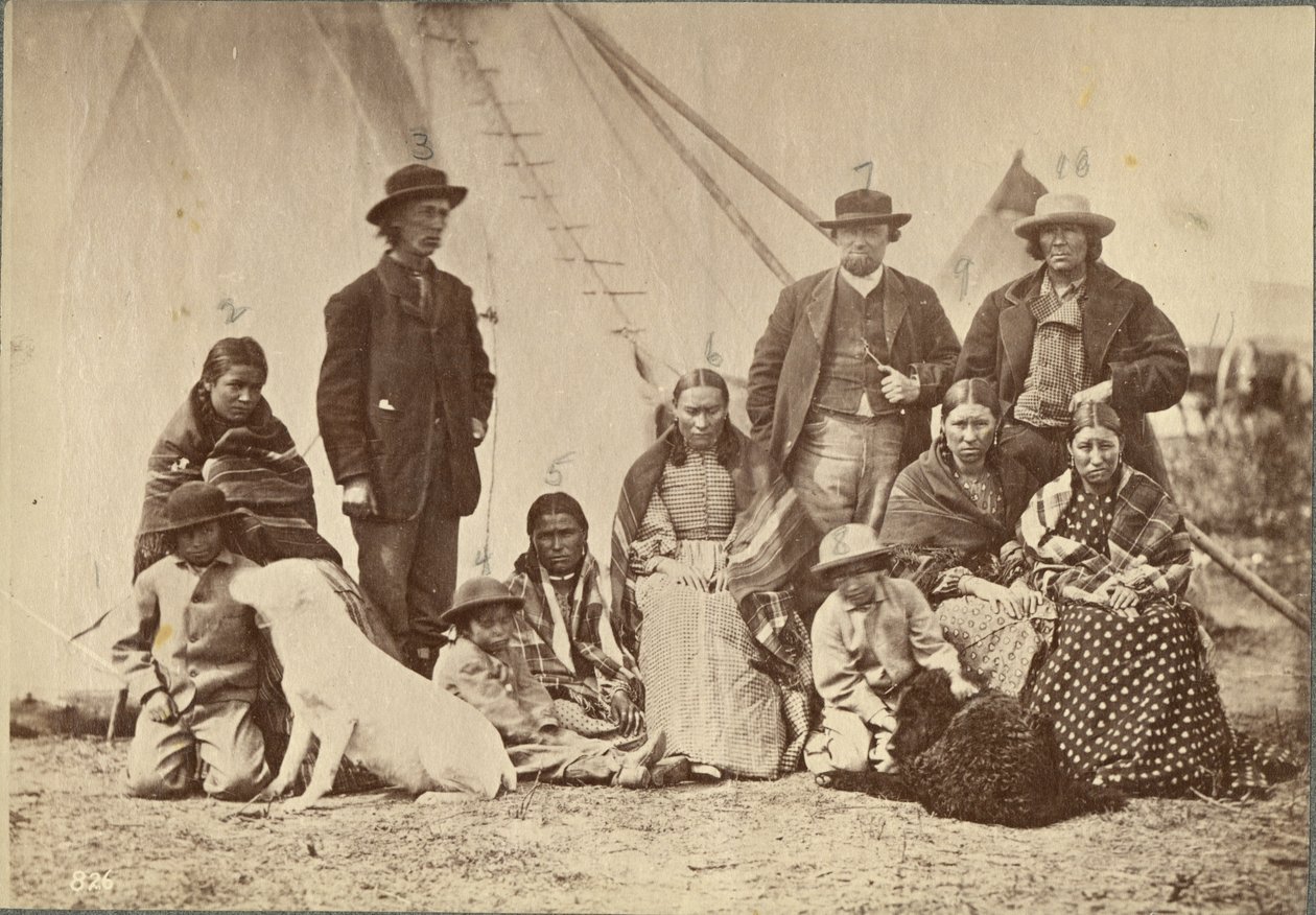 Gruppo vicino a Fort Laramie, Dakota, 1868 da Alexander Gardner