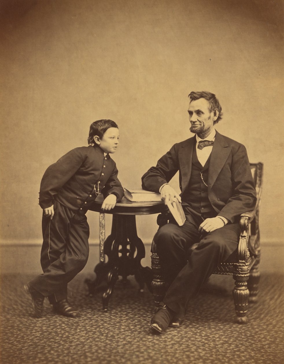 Abraham Lincoln e suo figlio Thomas (Tad) da Alexander Gardner