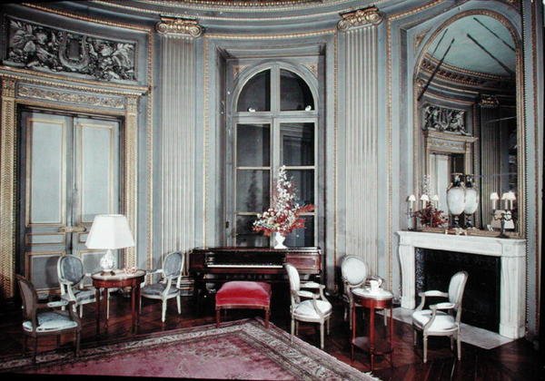 Vista del salone da Alexandre Theodore Brongniart
