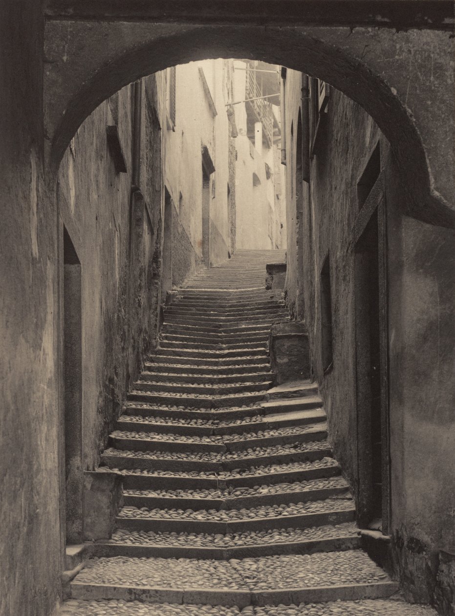 Una strada a Bellagio da Alfred Stieglitz