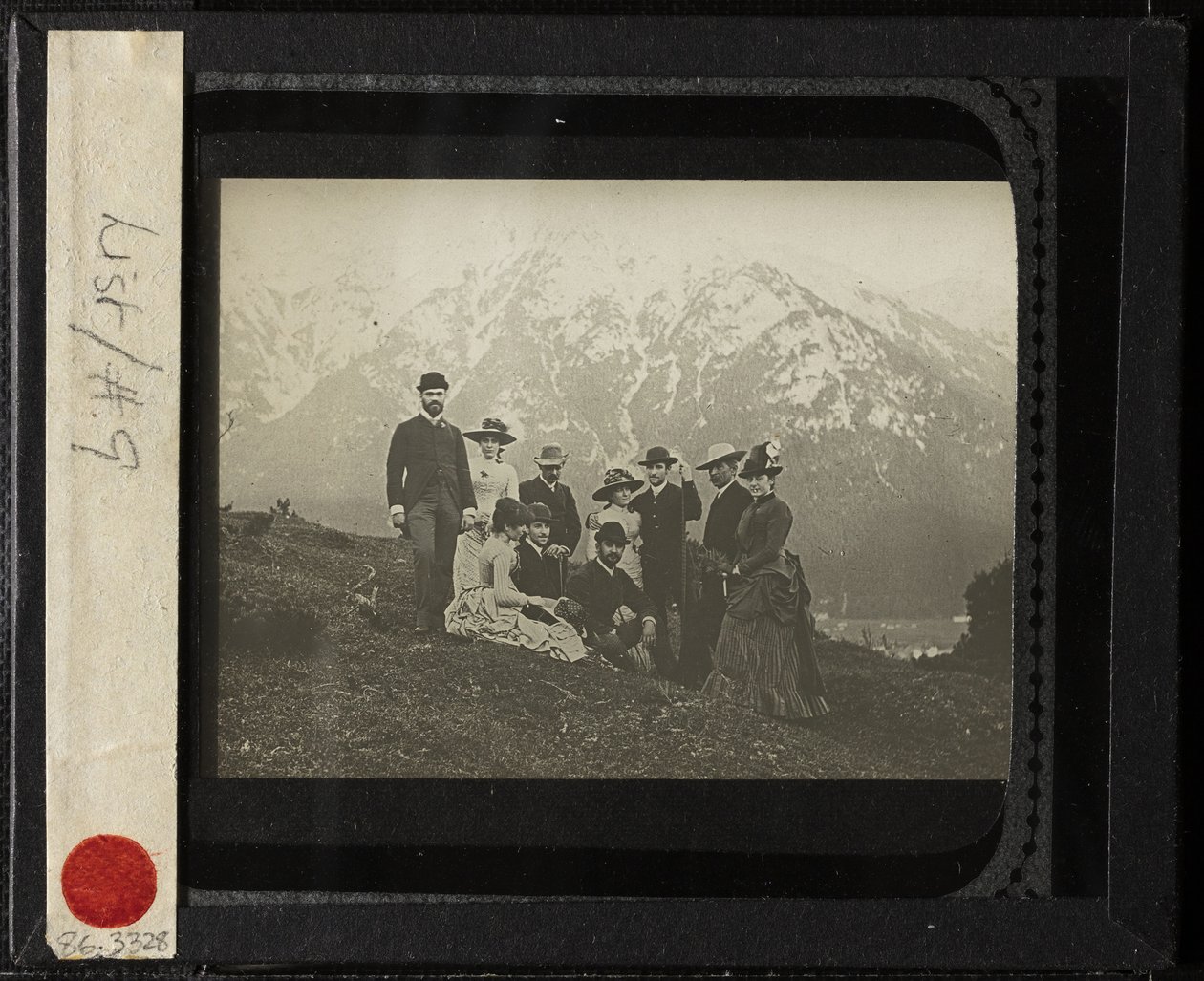 Famiglia e amici a Mittenwald, c. 1884 da Alfred Stieglitz