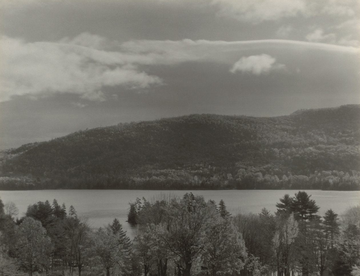 Lago George da Alfred Stieglitz