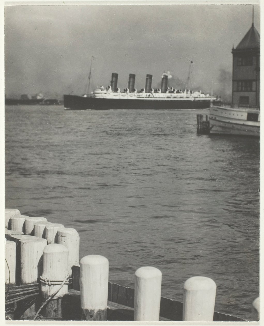 In partenza, il Mauretania da Alfred Stieglitz