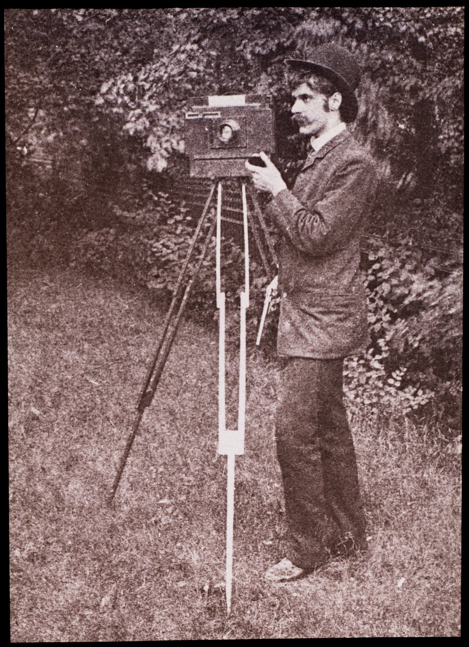 Autoritratto con fotocamera, treppiede e pistola da Alfred Stieglitz