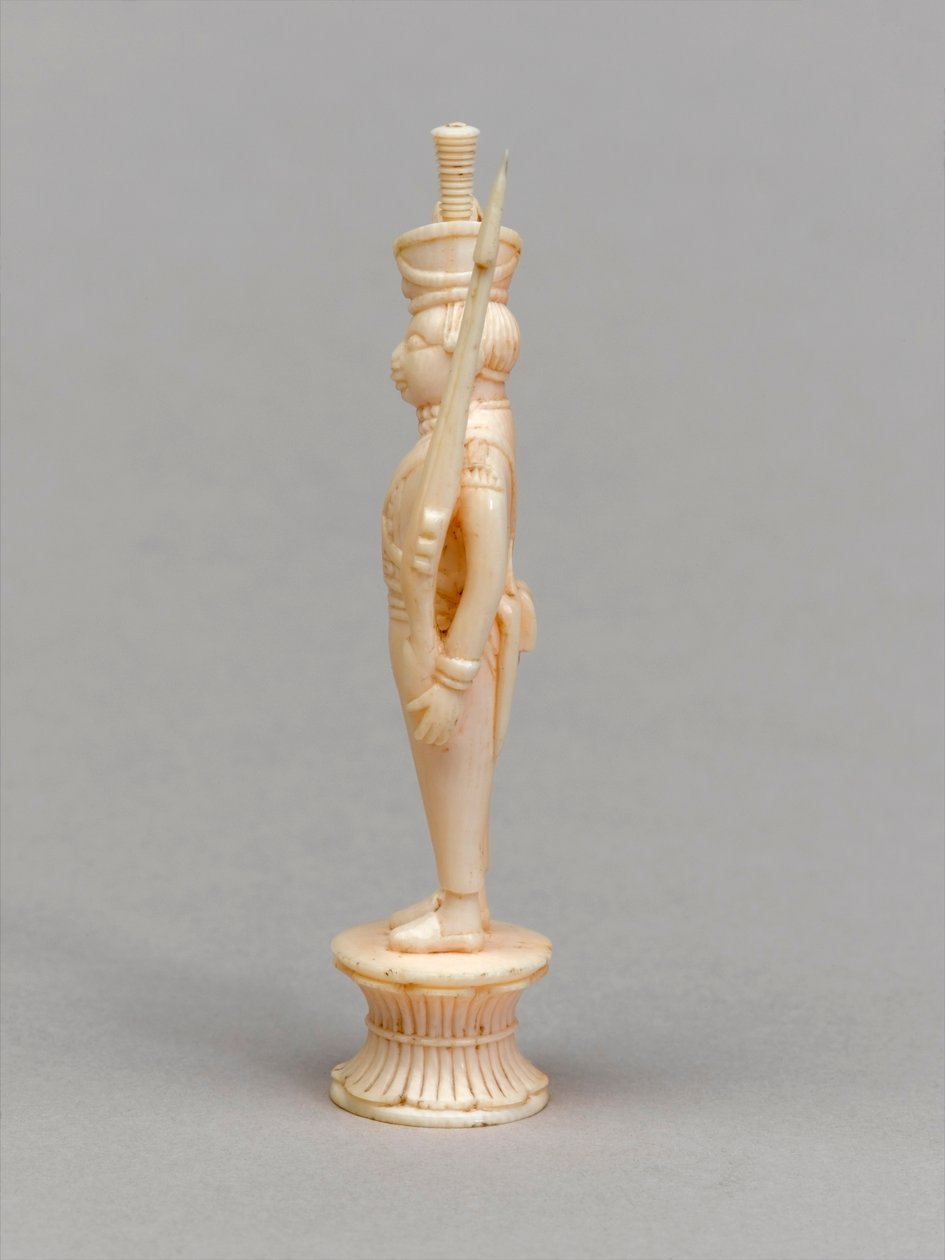 Pedone bianco, pezzo degli scacchi, India, circa 1820 da Allen Edward Everitt