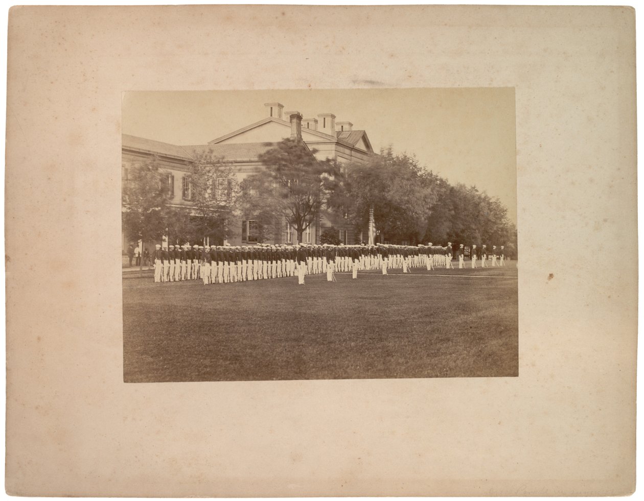 Parata in estate, c. 1870 da American Photographer