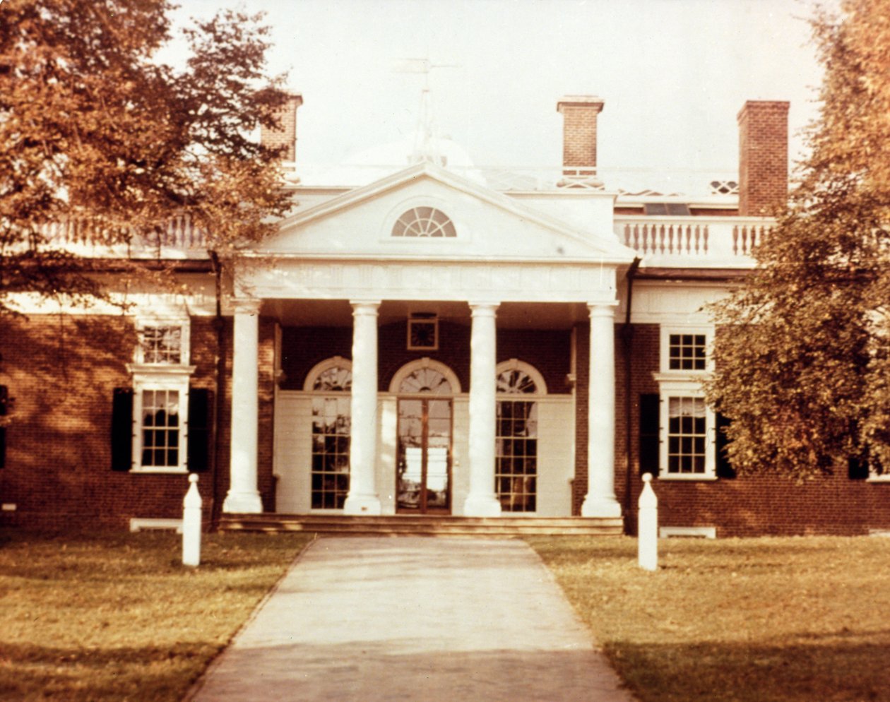 Facciata Est di Monticello, casa di Thomas Jefferson (1743-1826), costruita nel 1772 da American School