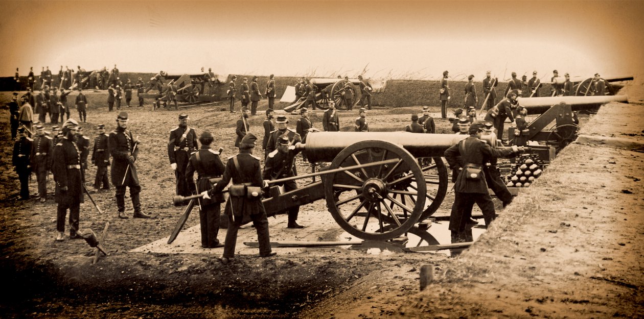 1° Artiglieria Pesante del Connecticut che manovra i cannoni a Fort Richardson, fine 1861 da American Photographer