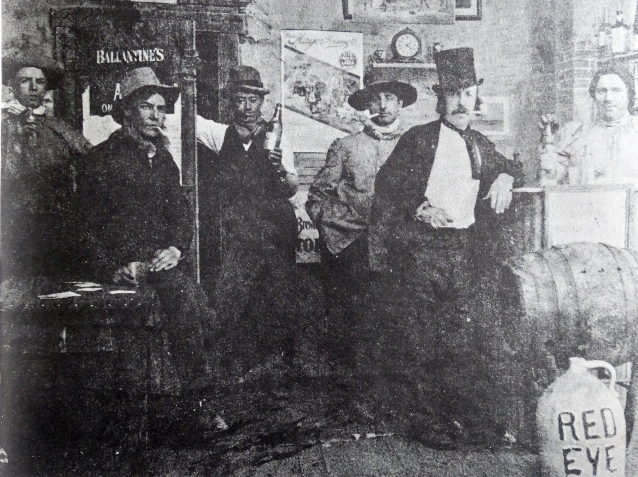 Bar di Cripple Creek, 1898 da American Photographer