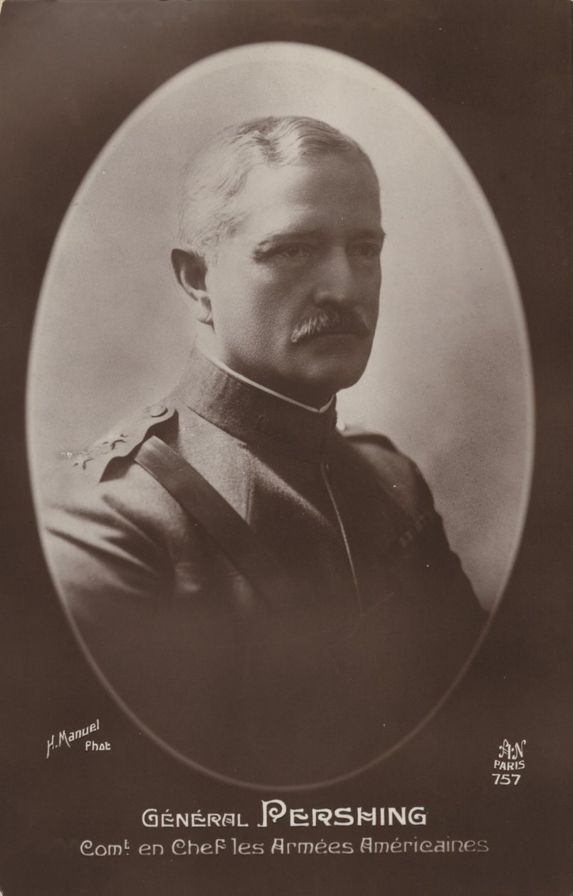 Generale John J Pershing (foto b/n) da American Photographer