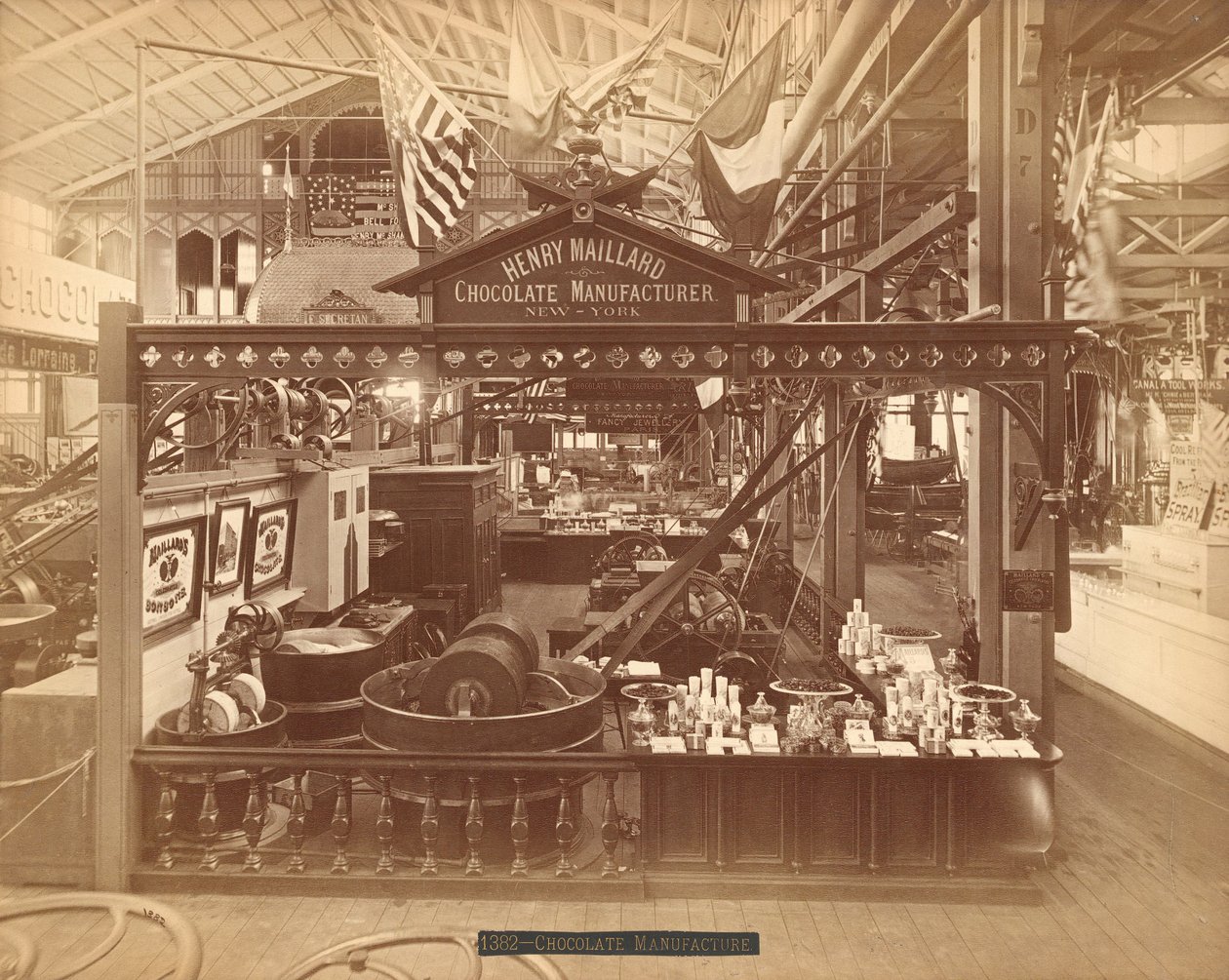 Mostra di Henry Maillard - Sala delle Macchine da American Photographer