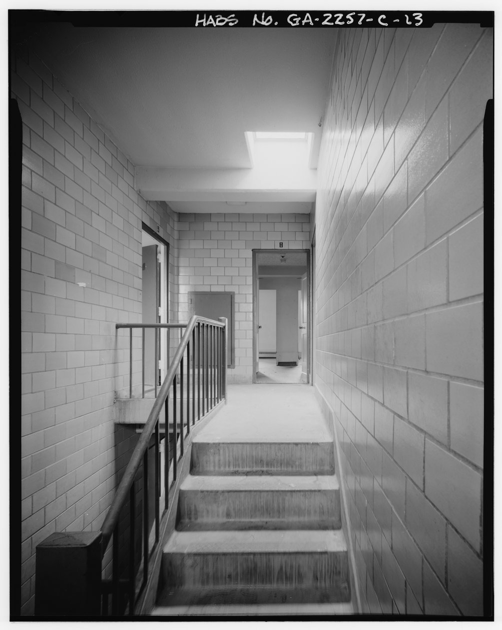 Techwood Homes, Edificio n. 1, 575-579 Techwood Drive, Atlanta, Contea di Fulton, GA da American Photographer