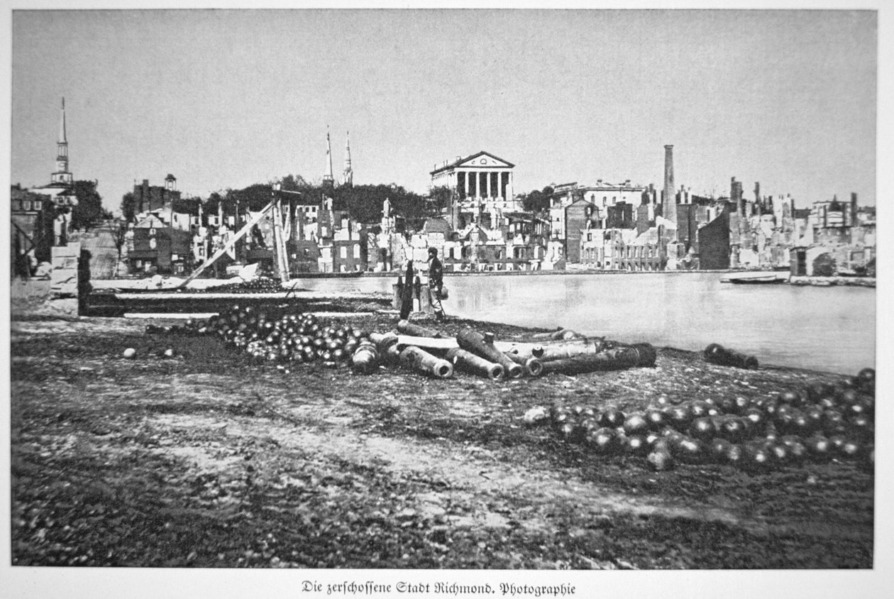 La città in rovina di Richmond, Virginia, alla fine della guerra da American Photographer