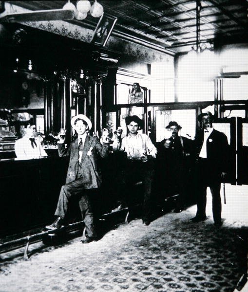 Tipico saloon occidentale da American Photographer