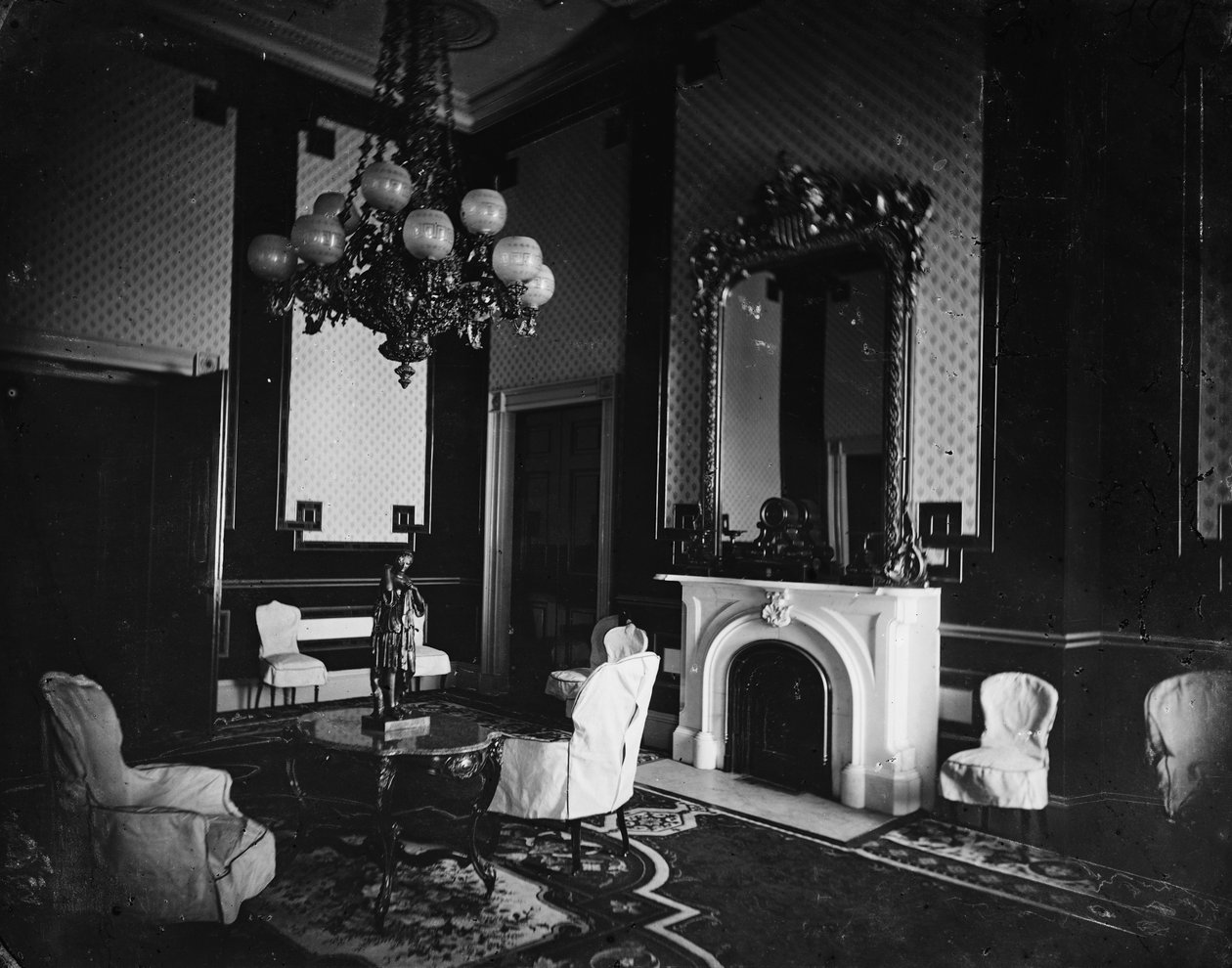 Interno della Casa Bianca, Vecchia Sala Verde, Studio del Presidente da American Photographer
