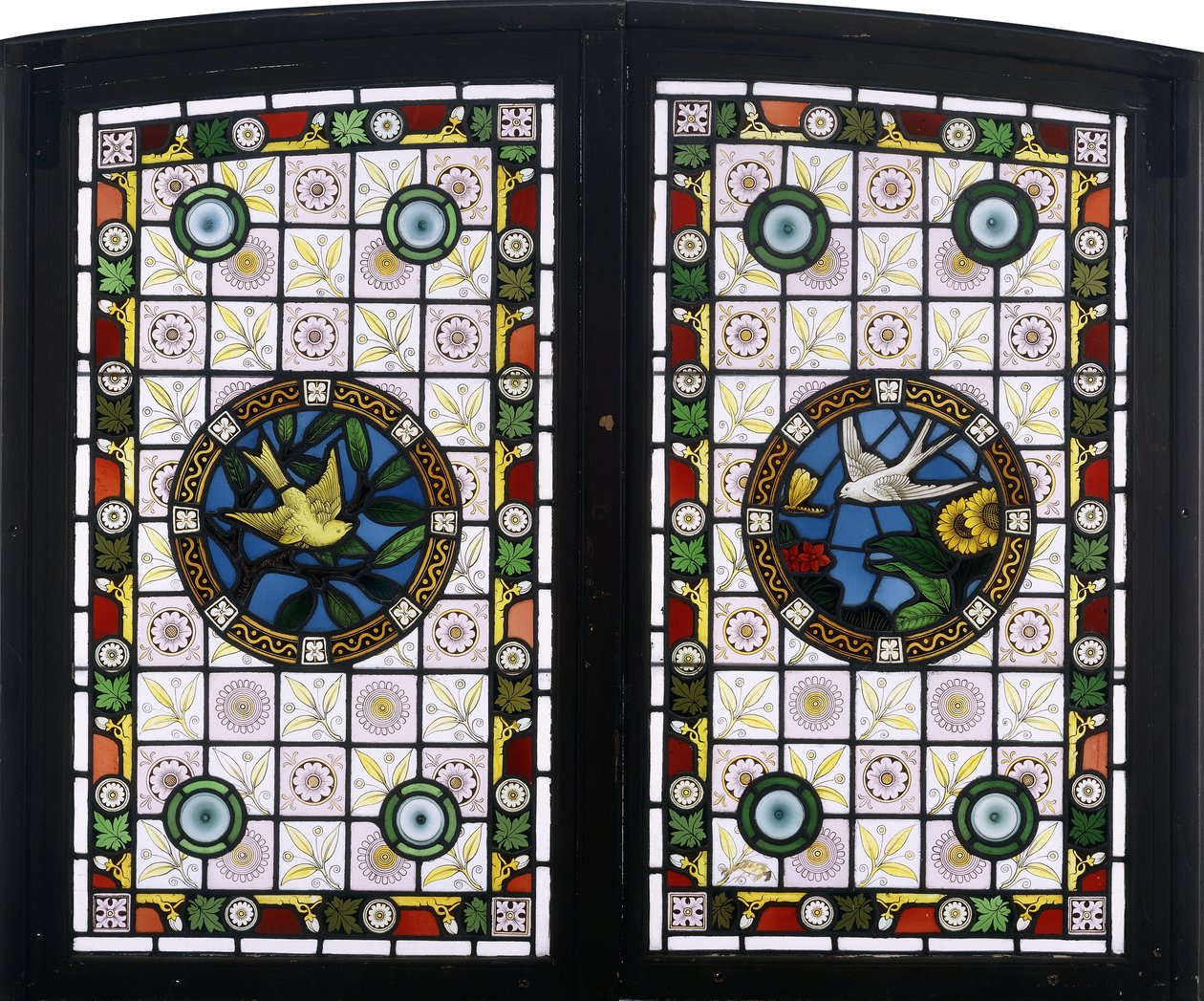 Una Coppia di Finestre con Vetro Piombato, c.1890 da American School