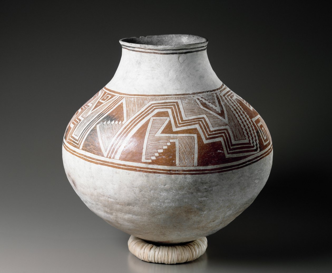 Vaso Mogollon con disegni geometrici, stile II, 1025-1150 da American School
