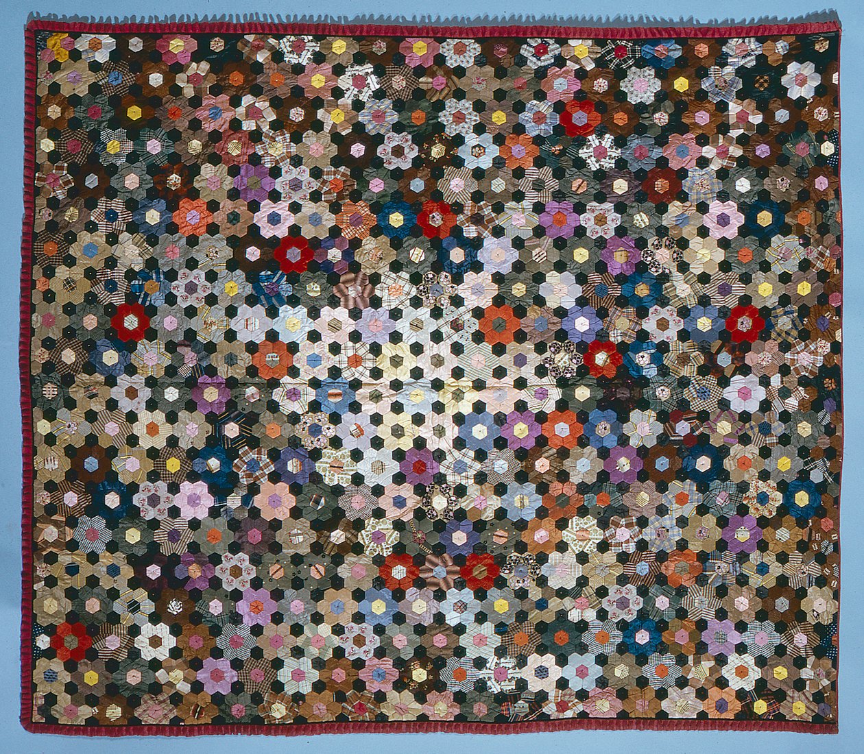 Trapunta a fiore ottico, 1854 da American School