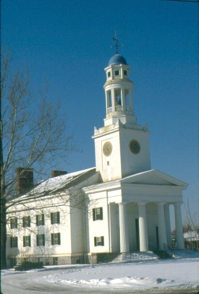 La Prima Chiesa Parrocchiale da American School