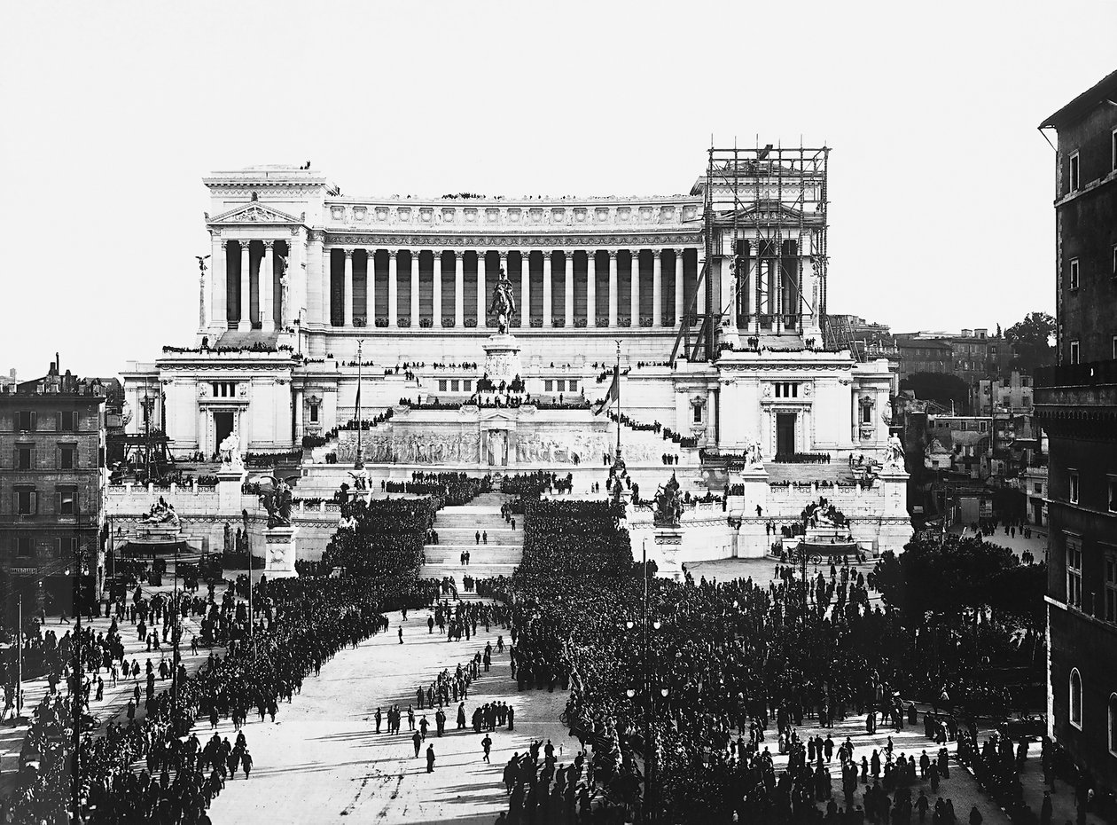 Celebrazione fascista in commemorazione del Milite Ignoto all