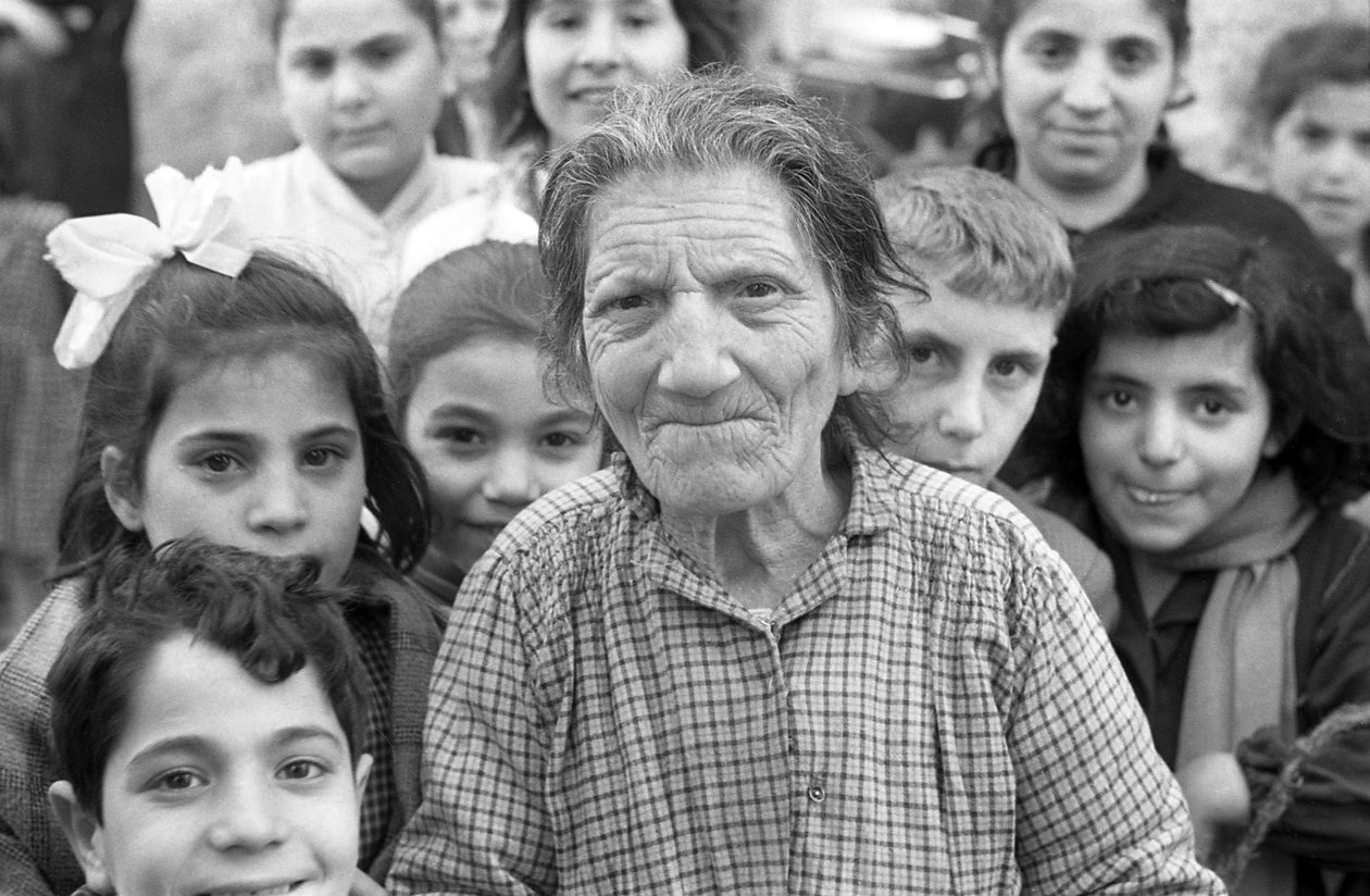 MACIARA DI BAMBINI, da Ando Gilardi