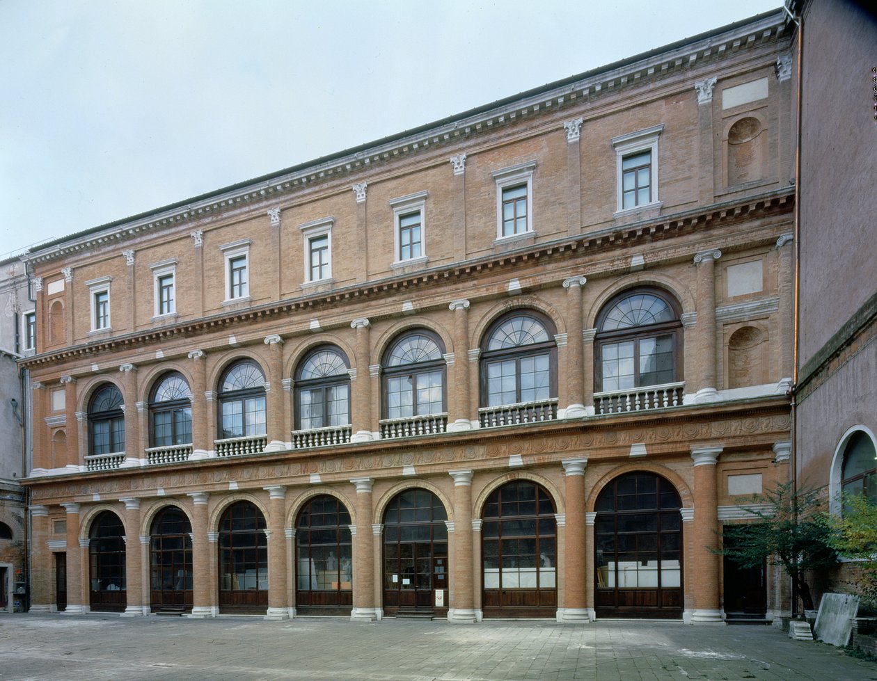 Ala rimanente di un monastero, ora Accademia di Belle Arti, costruito nel 1552 da Andrea Palladio