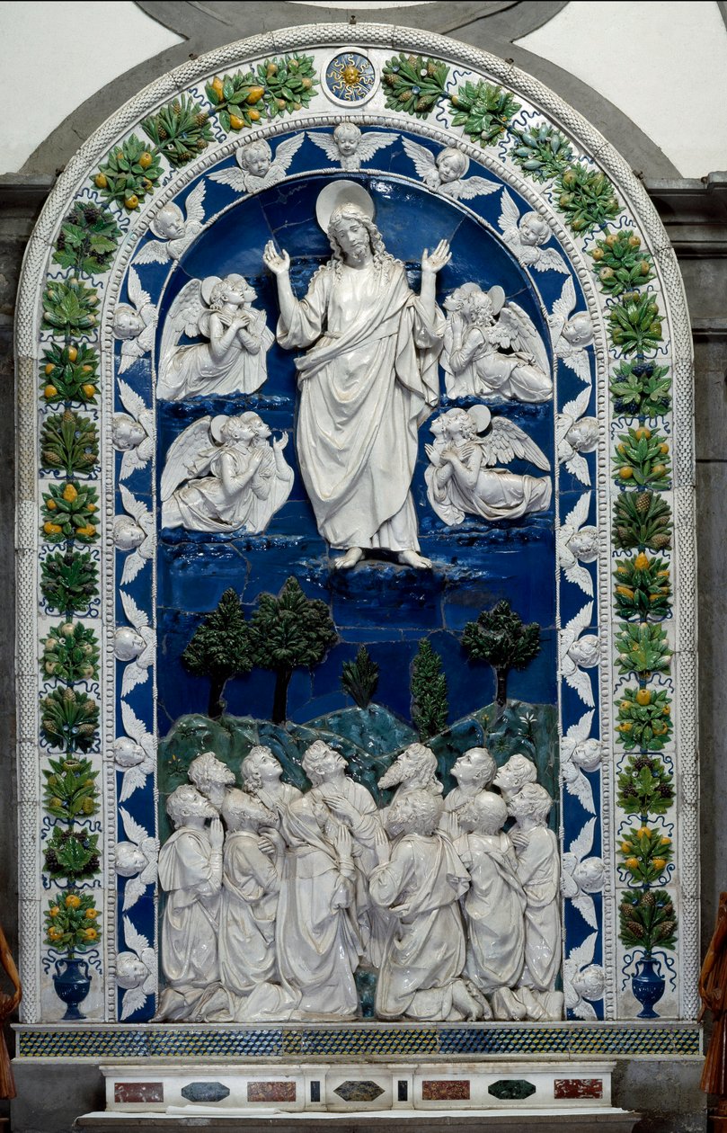 Ascensione di Gesù al Cielo con la Madonna e undici apostoli, bassorilievo in ceramica di Andrea della Robbia (1435-1525) circa 1490 Dim. 475 x 305 cm Santuario della Verna, Italia da Andrea Della Robbia