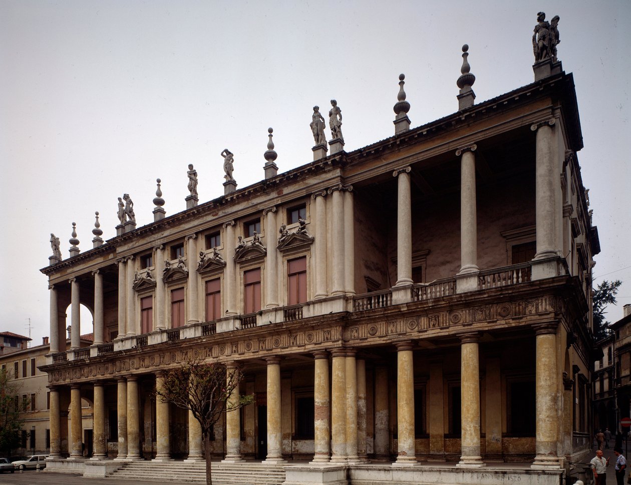 Facciata del palazzo Chiericati da Andrea Palladio