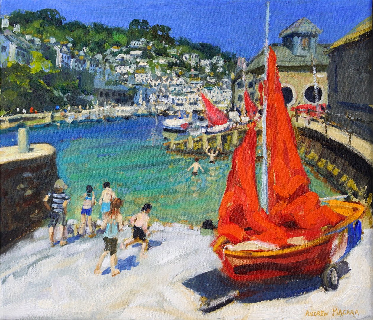 Giocare nel porto, Looe, Cornovaglia, 2012 (olio su tela) da Andrew Macara