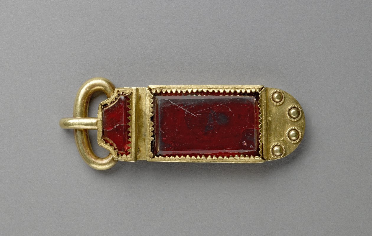 Fibbia (granato e oro) da Anglo Saxon