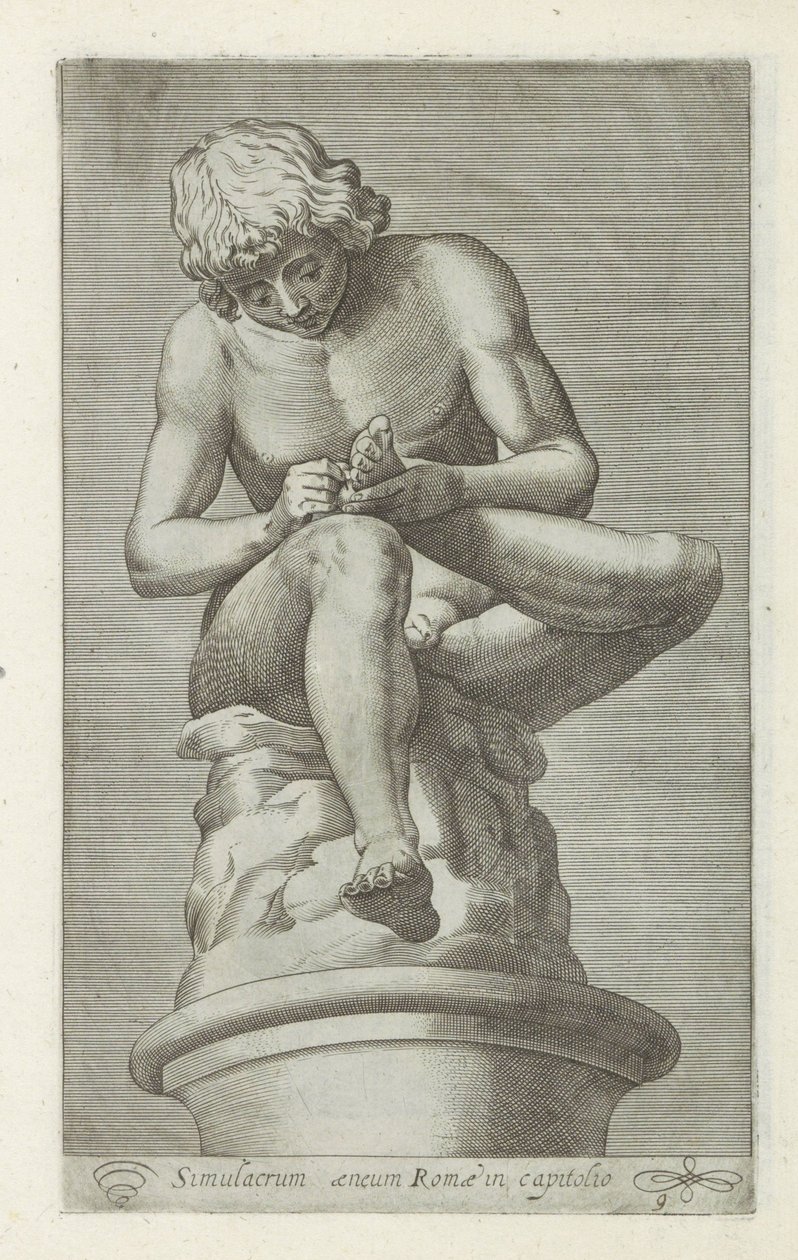 Scultura di un ragazzo con una spina nel piede da Anonymous