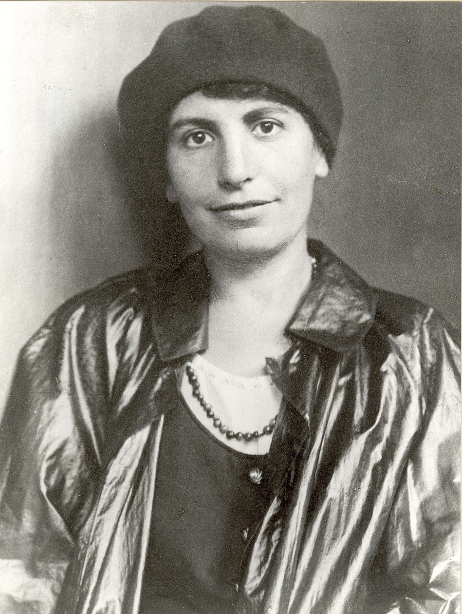Anna Freud - Anonimo. Fotografia da Anonymous Anonymous