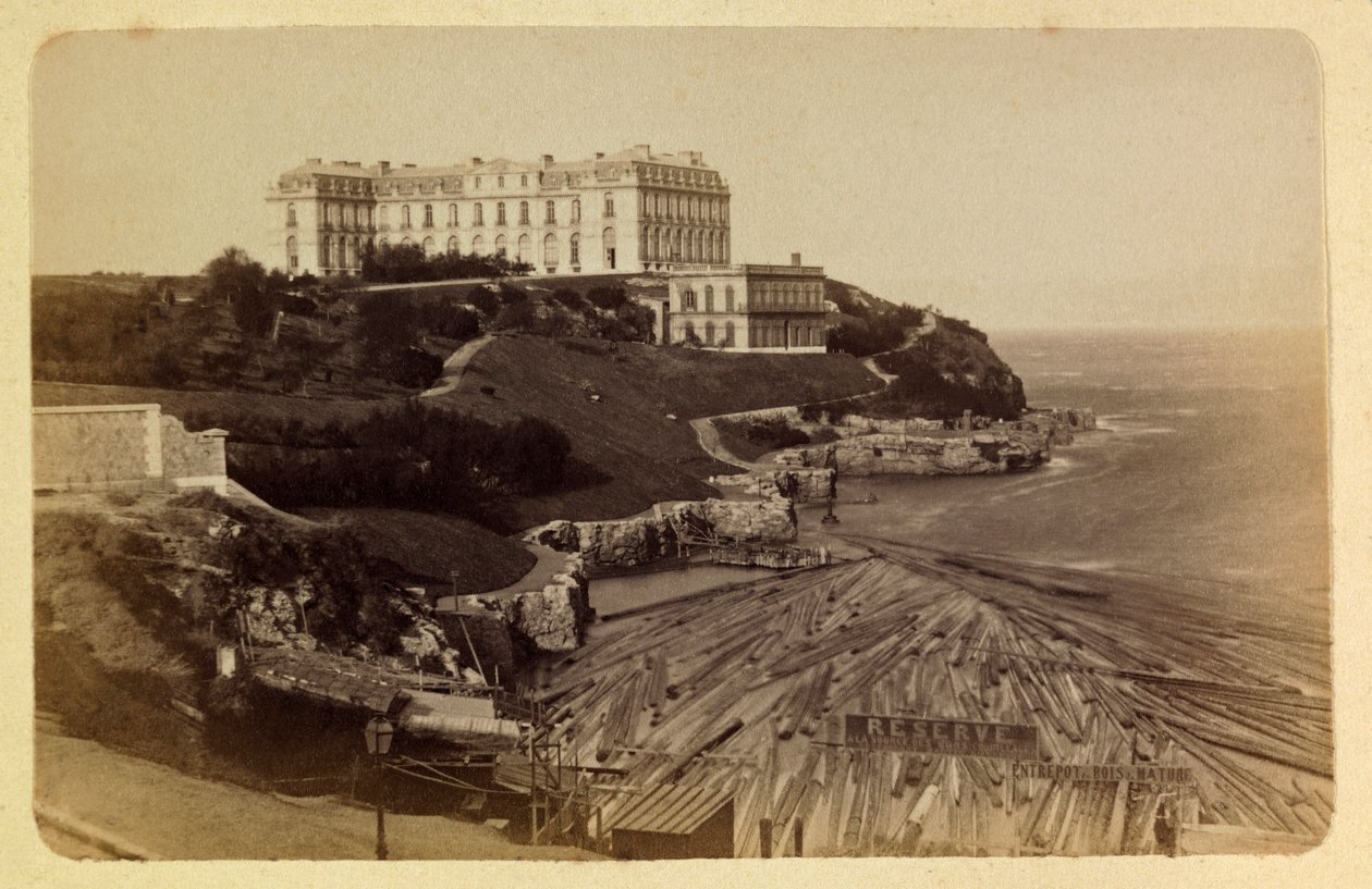 La città di Marsiglia e i suoi dintorni intorno al 1885-1890: Il castello del Pharo, Collezione Privata da Anonymous Anonymous