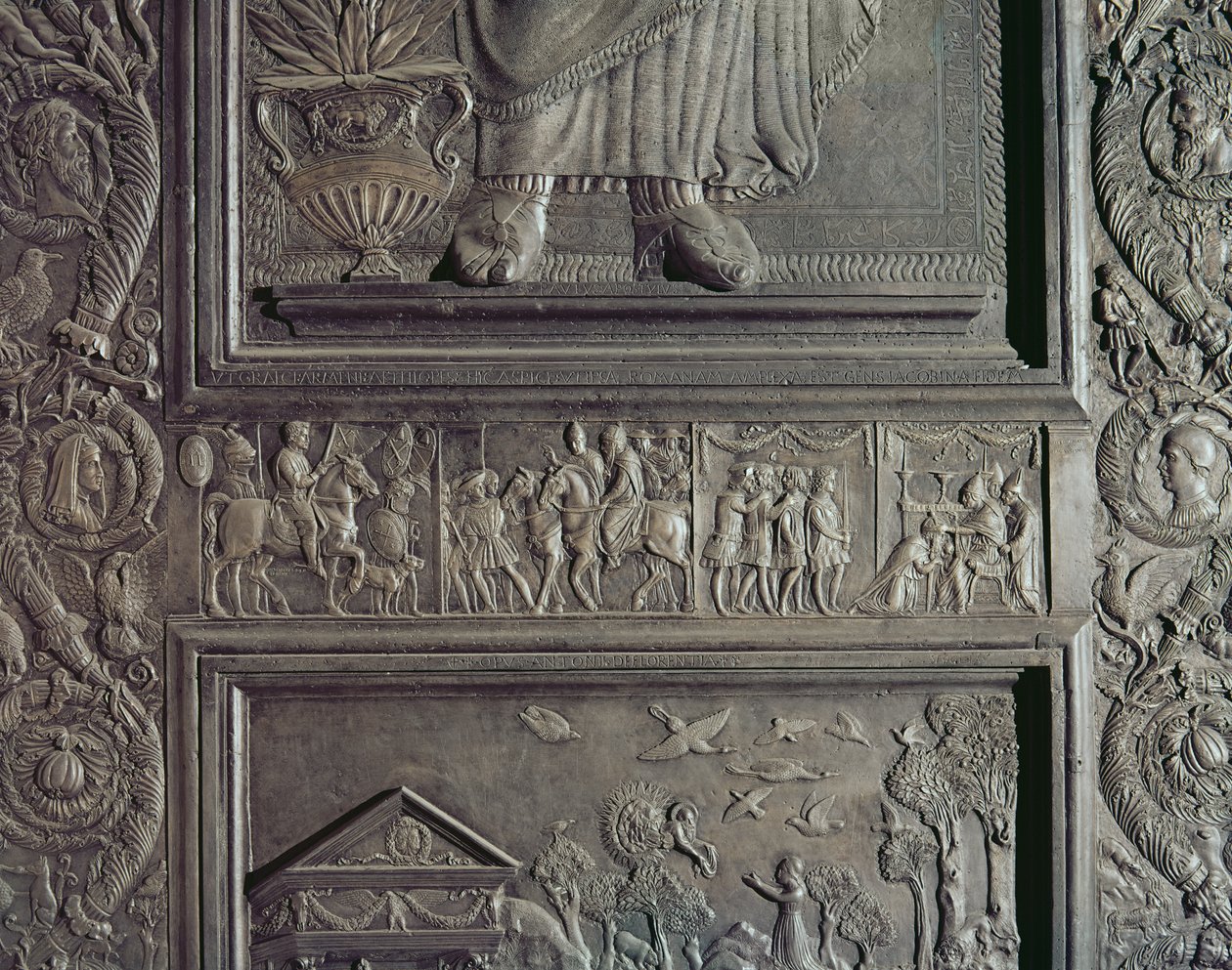 (dettaglio) dalla porta centrale della basilica, decorata 1439-45 da Antonio Filarete