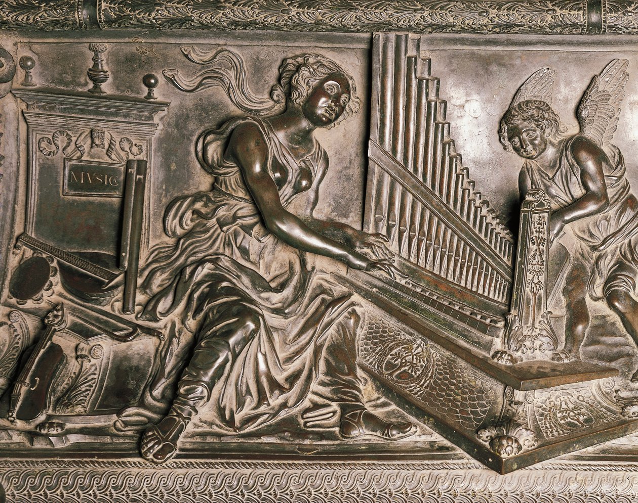 Musica, dettaglio dalla tomba di Sisto IV da Antonio Pollaiuolo