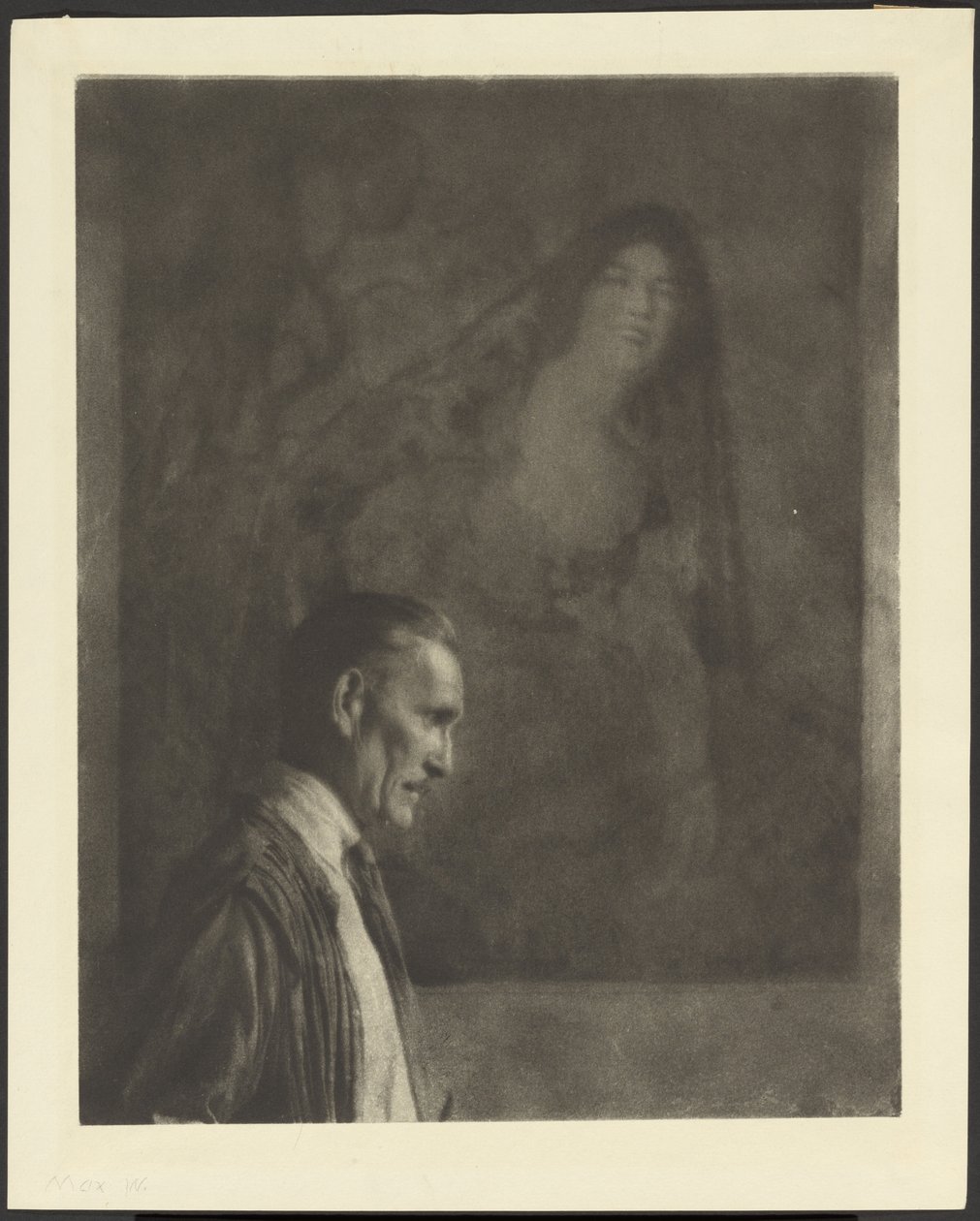 [Uomo con baffi piccoli e ordinati di profilo in posa davanti a un dipinto di donna in costume spagnolo]. da Arthur F. Kales