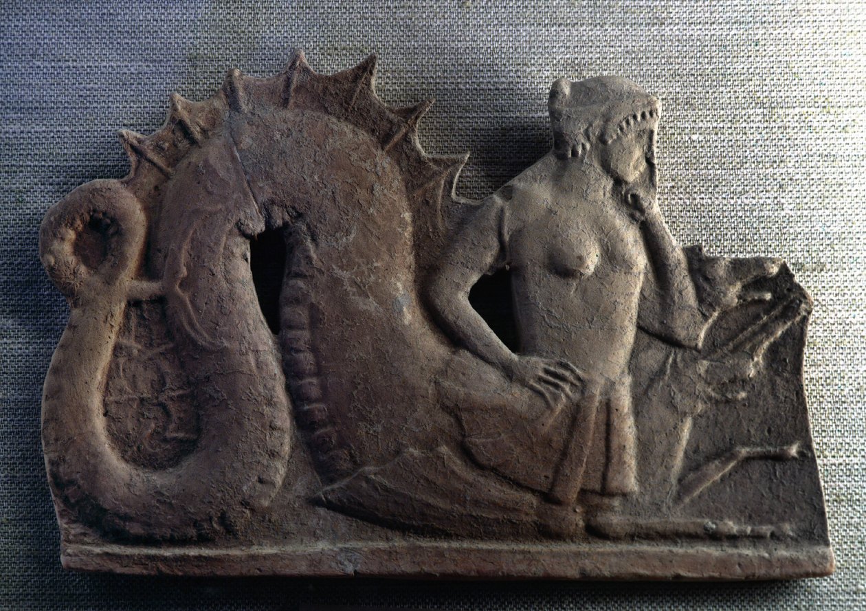 Il favoloso mostro Scilla che, insieme a Cariddi, custodiva lo stretto di Messina. Musee du Louvre, Parigi. da Artist Unknown