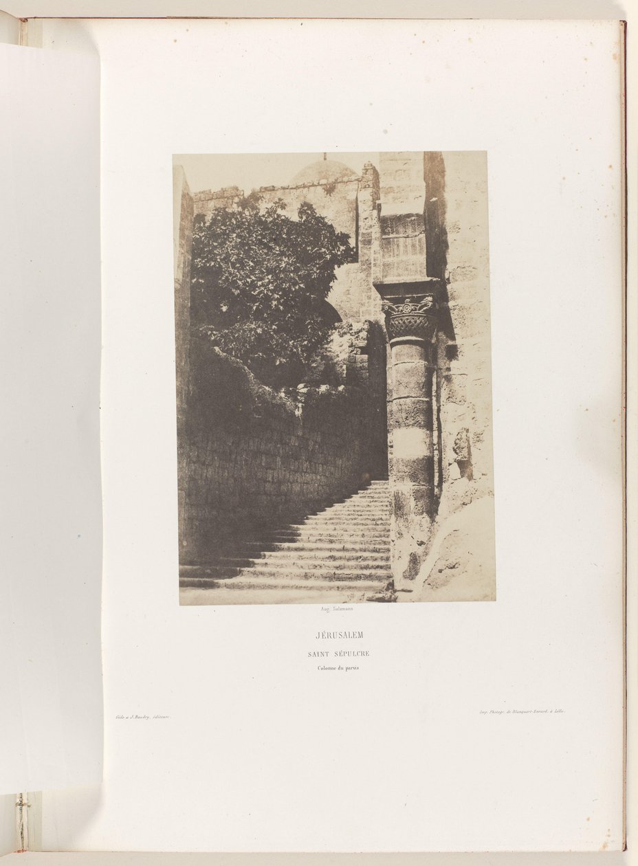 Colonna nel cortile della Chiesa del Santo Sepolcro a Gerusalemme da Auguste Salzmann
