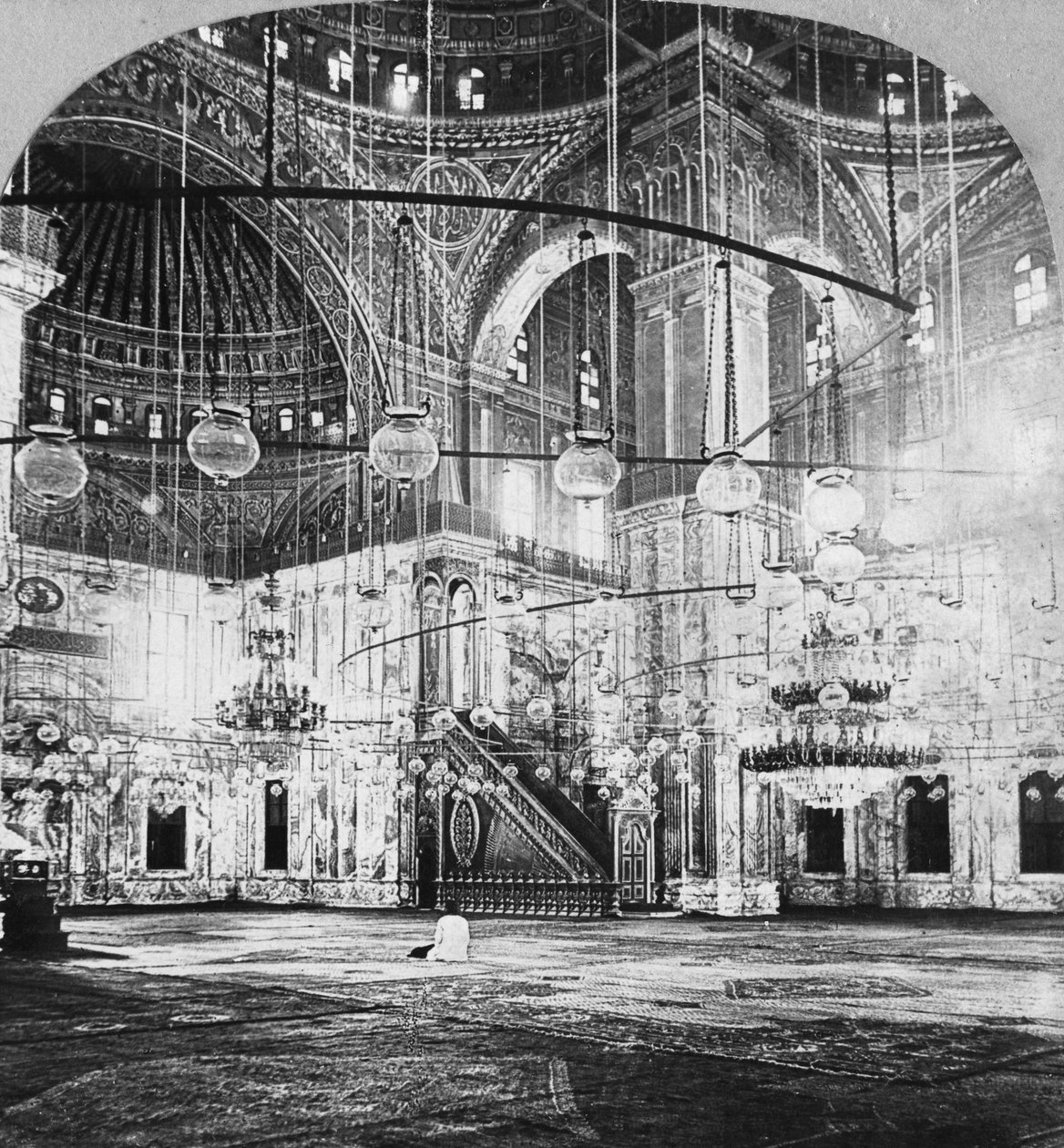 Interno, Moschea di Muhammad Ali, Il Cairo, Egitto da B. L. Singley