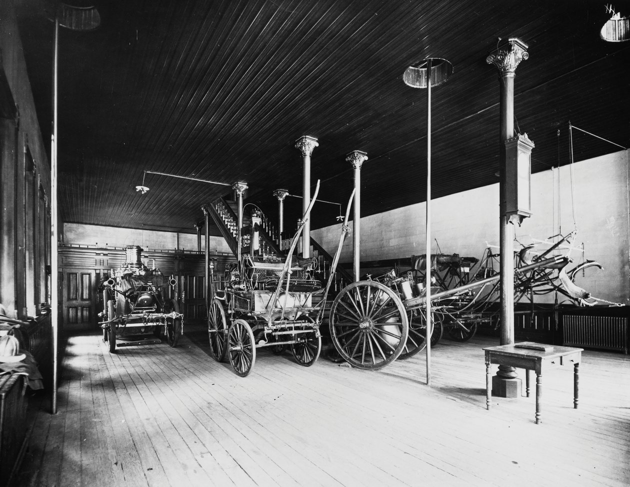 Engine House No. 40, Chicago, Illinois, USA, c.1905 da Barnes and Crosby