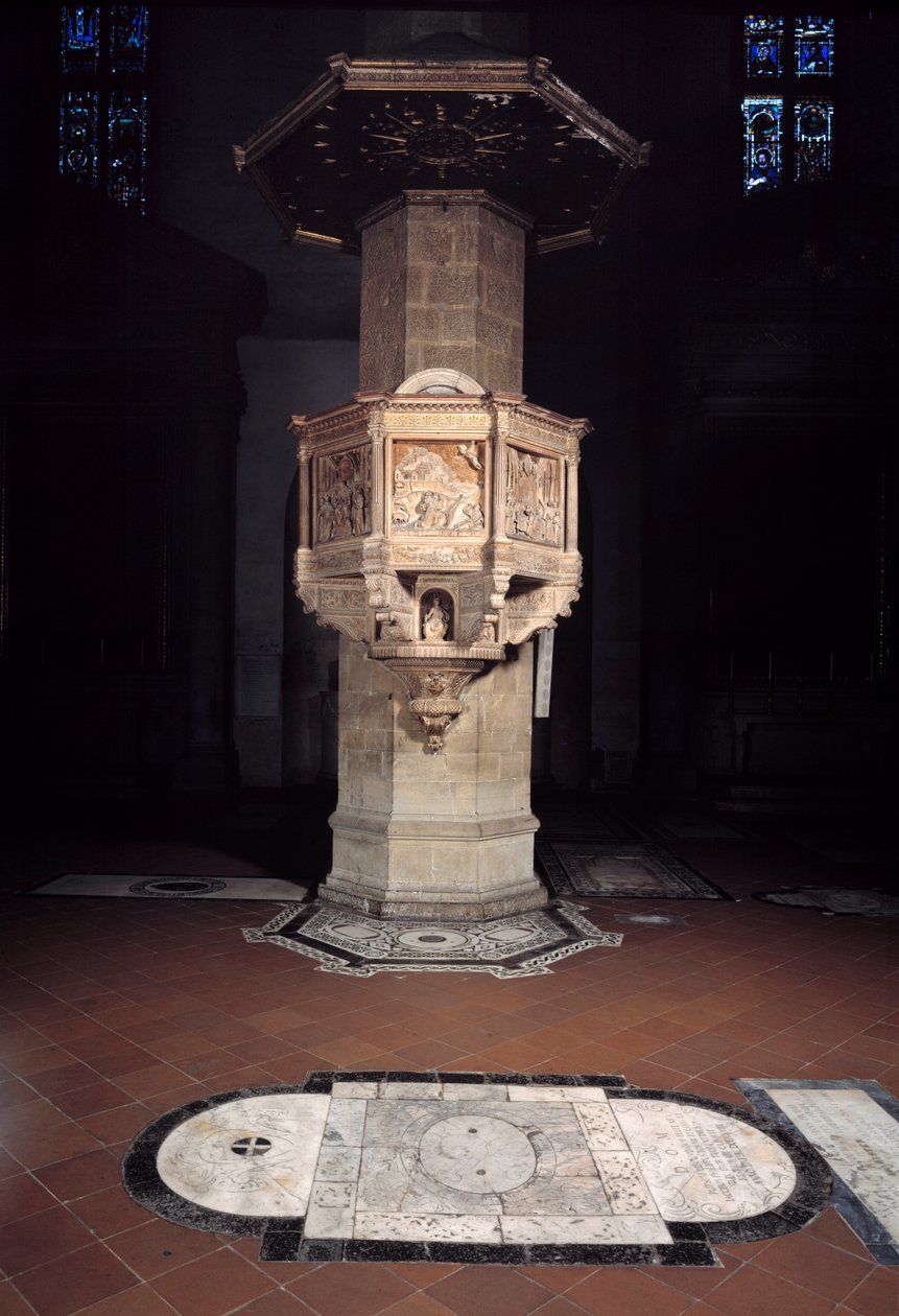 Pulpito in marmo da Benedetto da Maiano