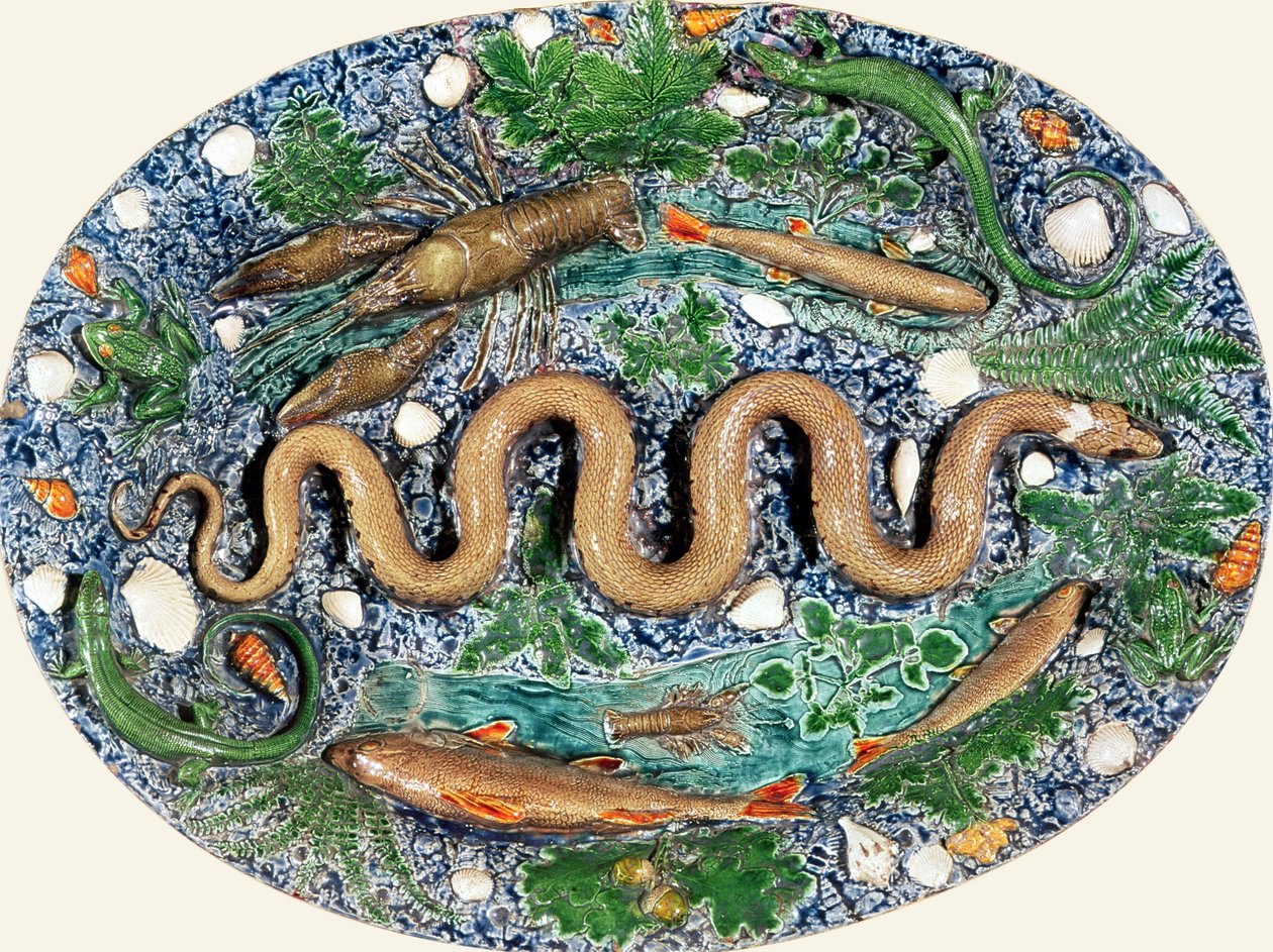 Grande piatto ovale modellato in rilievo con rettili e pesci da Bernard Palissy