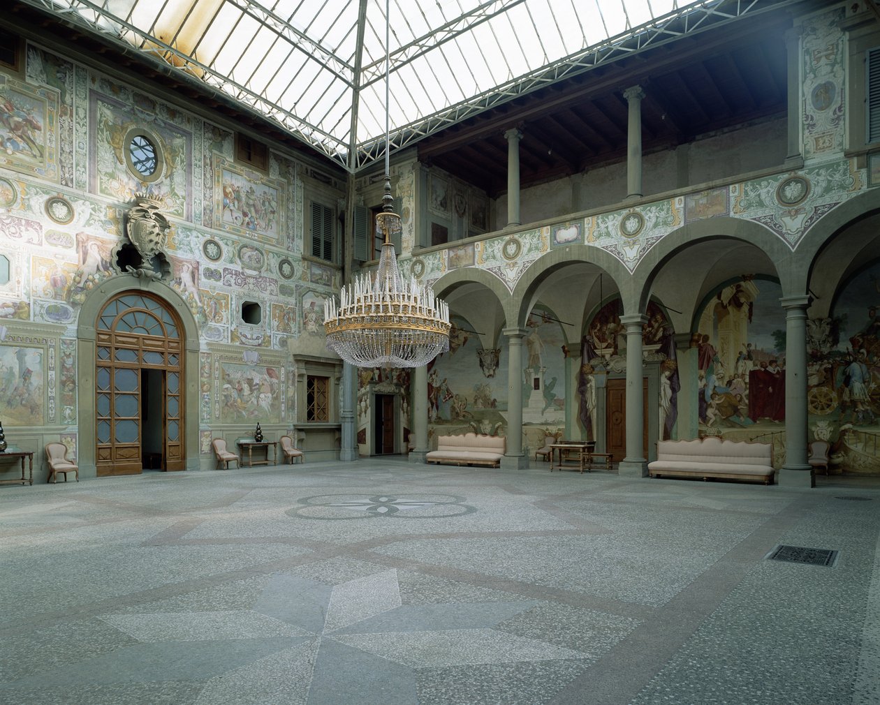 Cortile interno da Bernardo Buontalenti