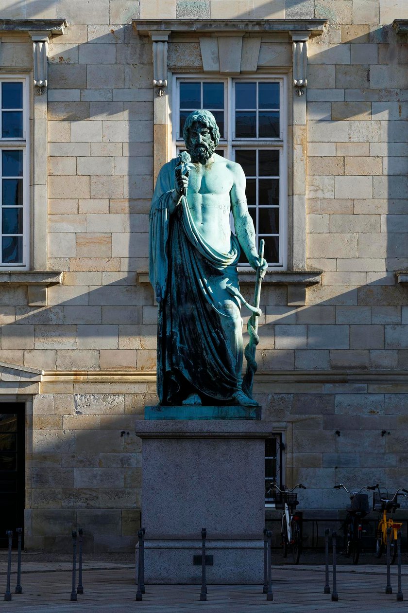 Asclepio da Bertel Thorvaldsen