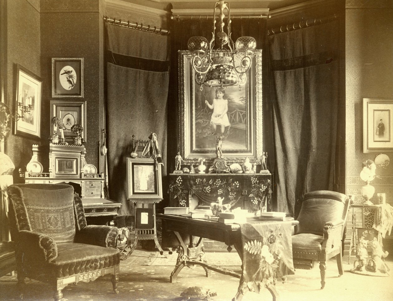 Studio nella residenza di H. Clay Pierce al 3813 Washington Avenue da Boehl and Koenig